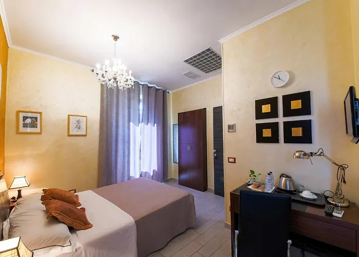 E-room 42 בית הארחה