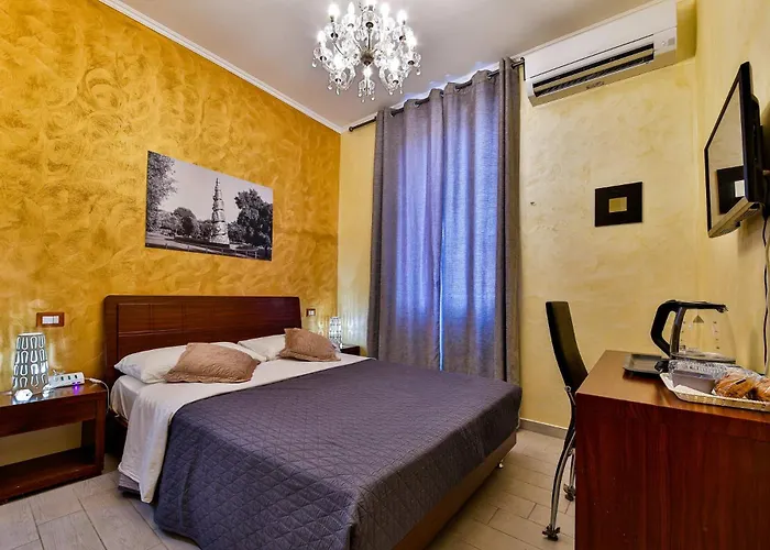 E-room 42 בית הארחה